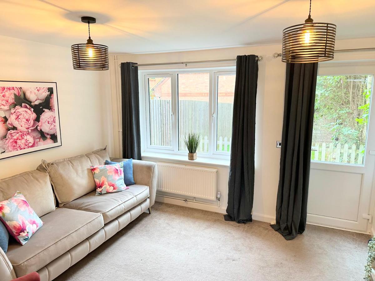 Fabulous 2 Bed Town House Free Parking Wifi Vila Derby Exterior foto